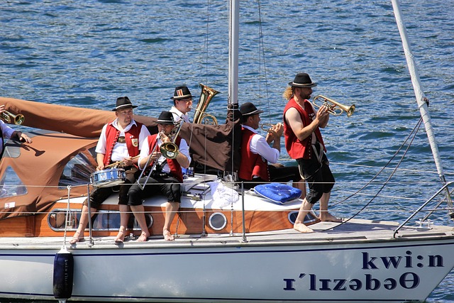 並最終贏得 並最終贏得